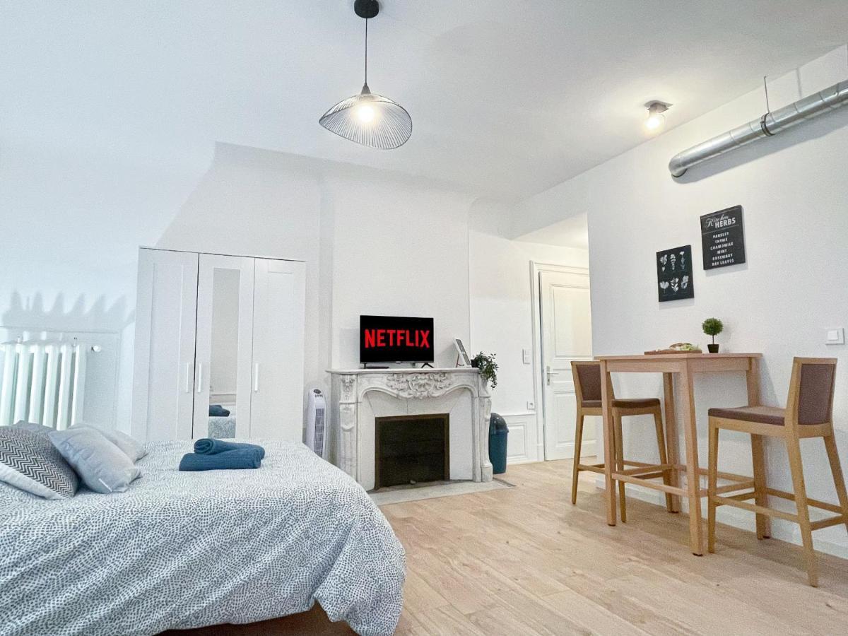 Le Petit Epicier Apartment Mulhouse Exterior photo
